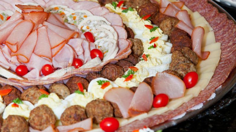 黄油桃酥饼干：从配方到制作，揭秘传统糕点的现代演绎